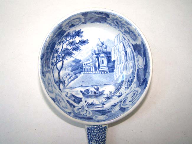 A Fine Staffordshire 'Russian Palace' Pattern Serving Ladle circa 1820 — image 2